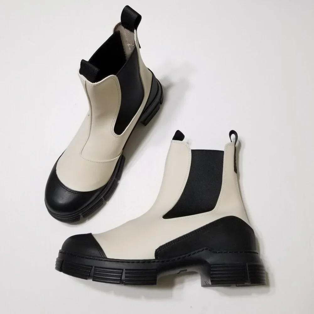 NWOB Ganni Waterproof Recycled Rubber City Chelsea Boots BRAZILIAN SAND US 7, 10
